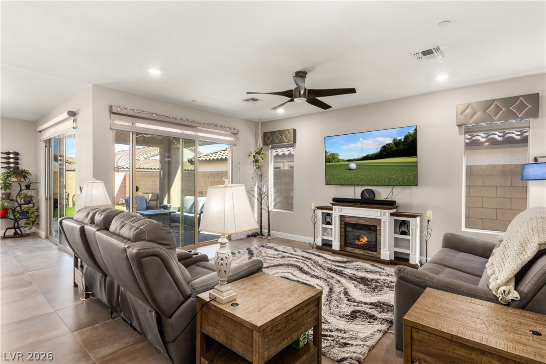 10934 Delparke Valley Avenue Las Vegas NV 89166