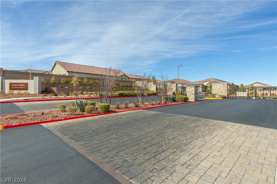 10934 Delparke Valley Avenue Las Vegas NV 89166