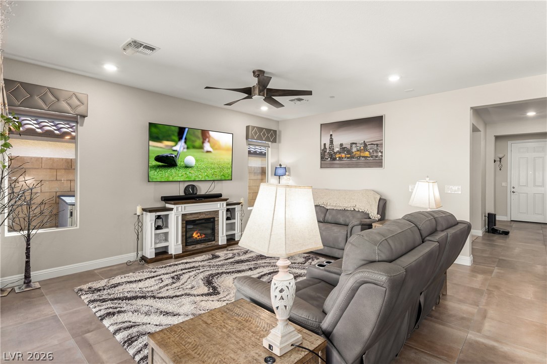 10934 Delparke Valley Avenue Las Vegas NV 89166