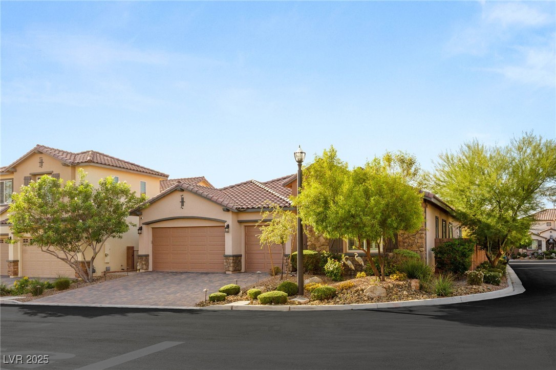 10843 Irving Park Avenue Las Vegas NV 89166