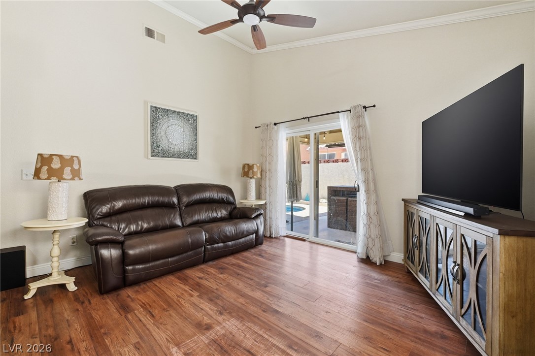 8121 Dolphin Landing Drive Las Vegas NV 89128