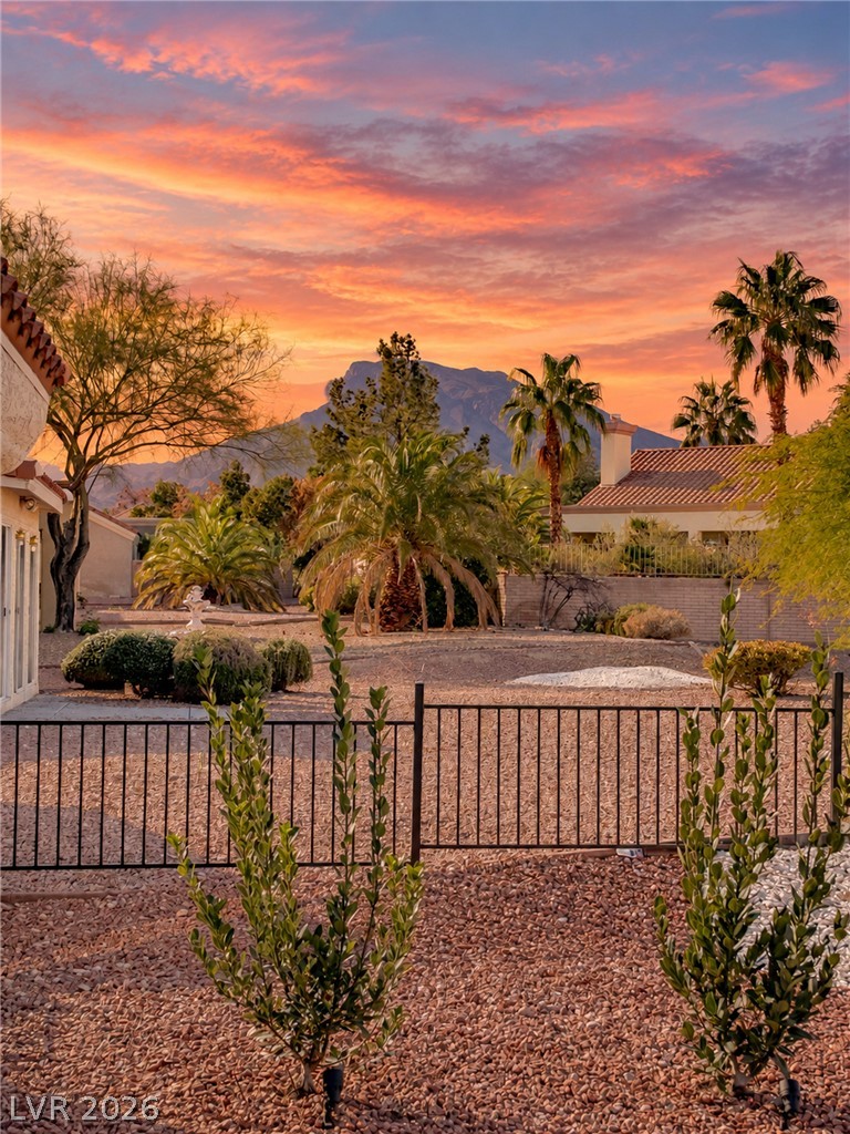 9208 Cactus Wood Drive Las Vegas NV 89134