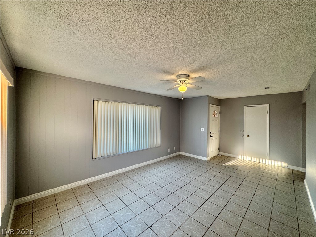 7121 Pleasant View Avenue Las Vegas NV 89147