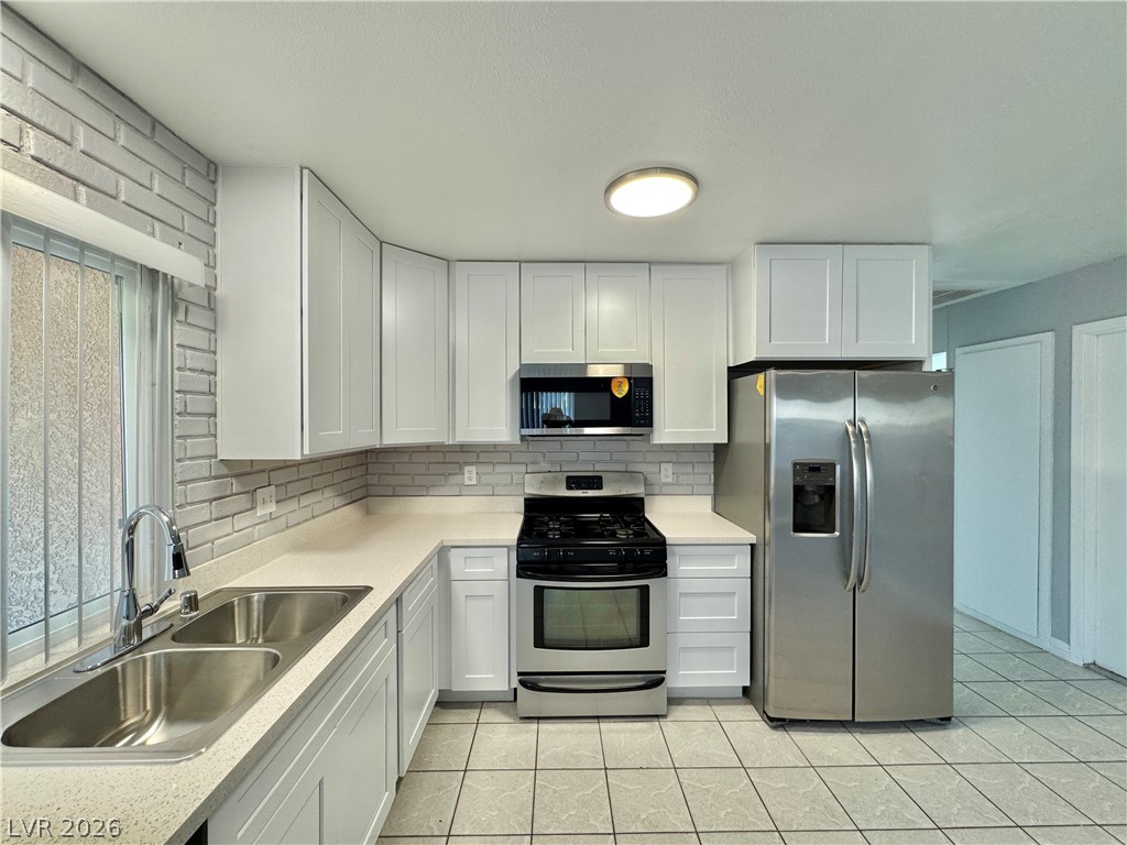 7121 Pleasant View Avenue Las Vegas NV 89147