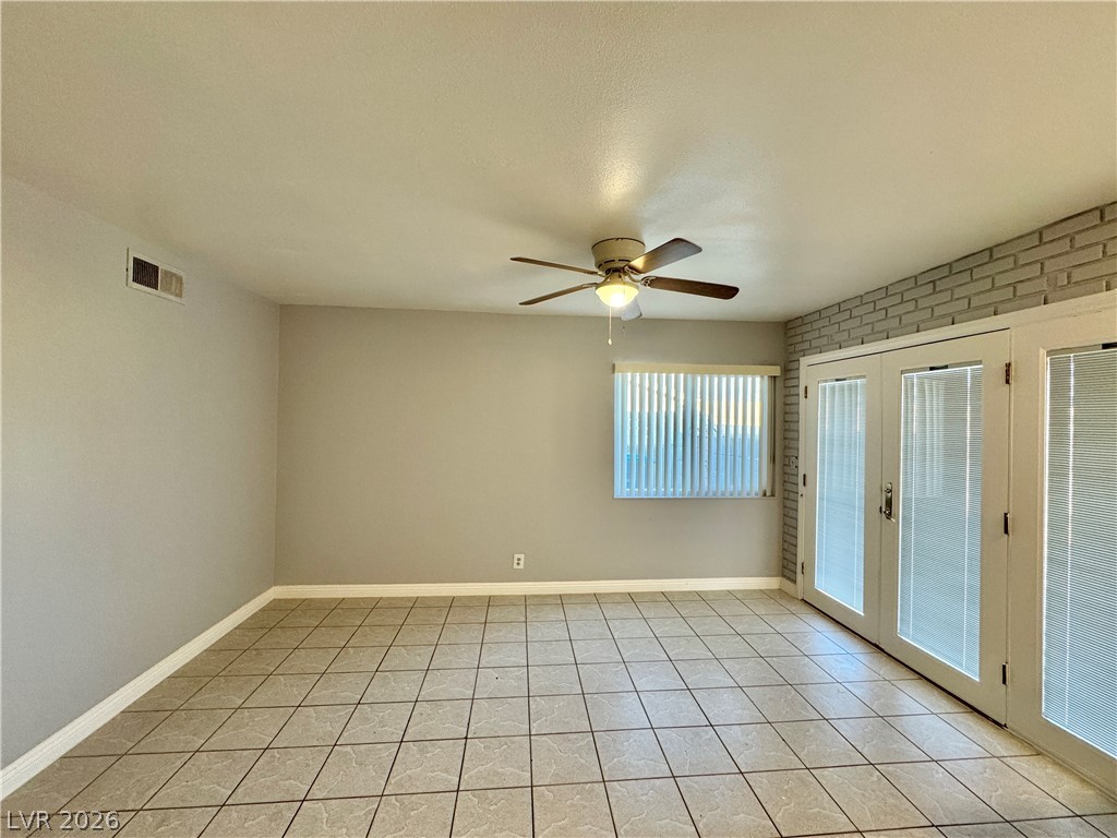 7121 Pleasant View Avenue Las Vegas NV 89147