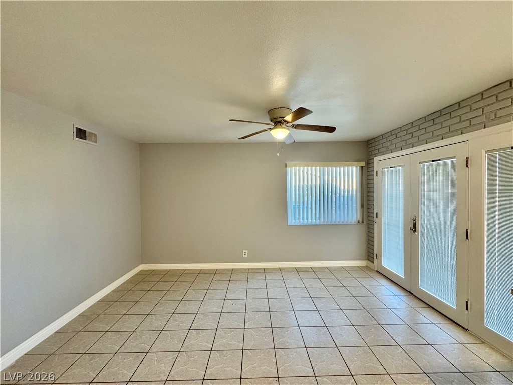7121 Pleasant View Avenue Las Vegas NV 89147