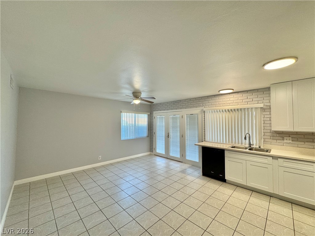 7121 Pleasant View Avenue Las Vegas NV 89147