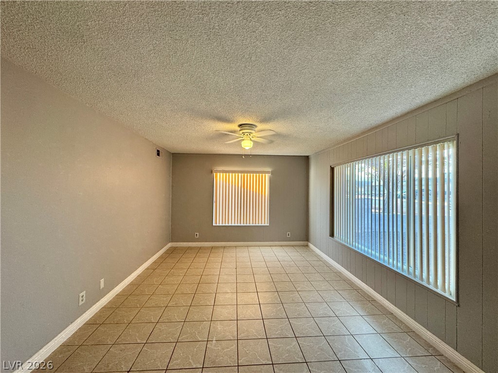 7121 Pleasant View Avenue Las Vegas NV 89147