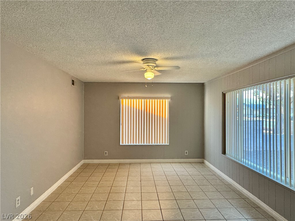 7121 Pleasant View Avenue Las Vegas NV 89147