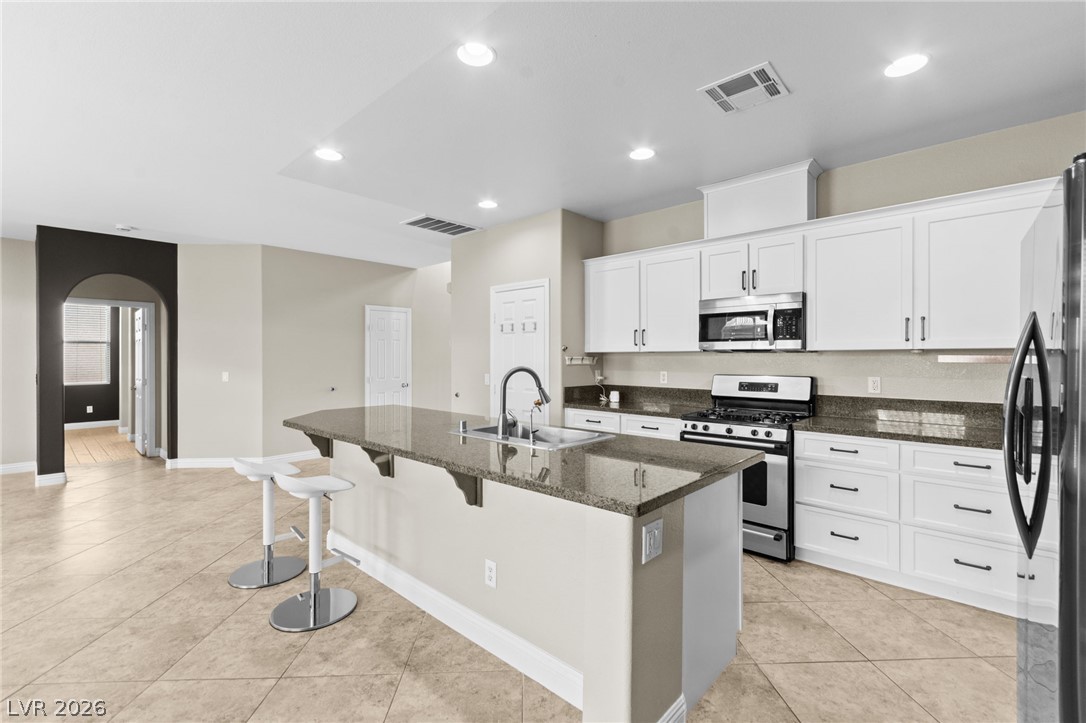 7568 Stray Horse Avenue Las Vegas NV 89113