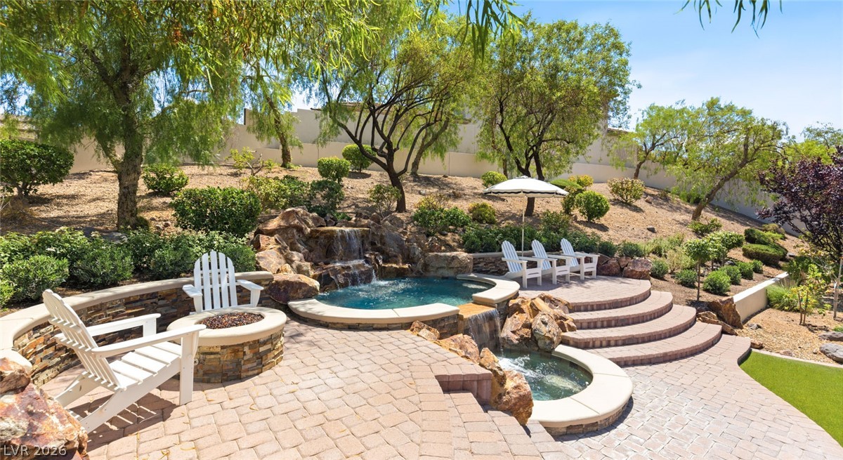 8 Pine Hollow Drive Henderson NV 89052