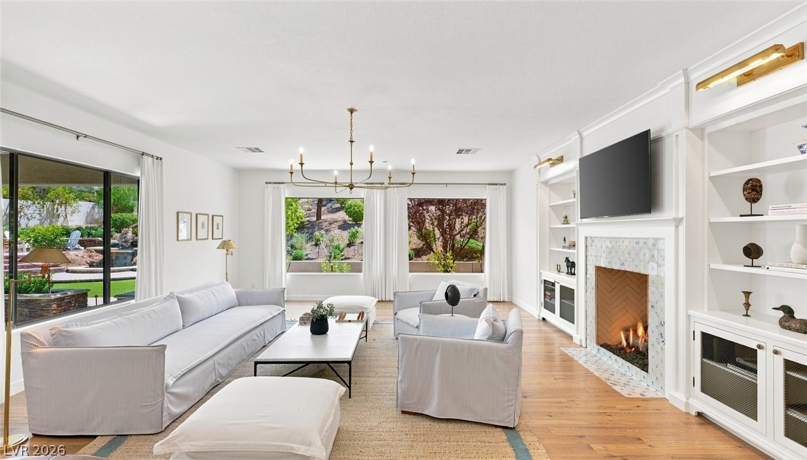 8 Pine Hollow Drive Henderson NV 89052