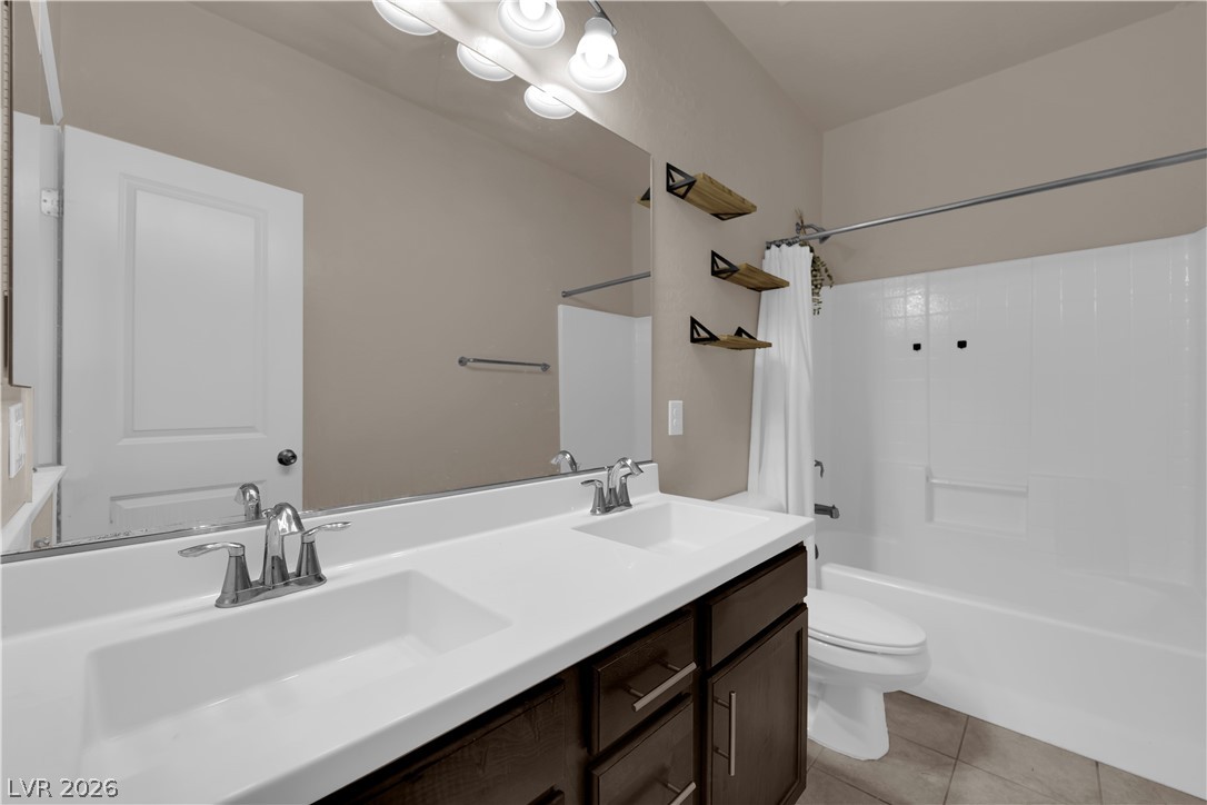 8997 Vista Pines Street Las Vegas NV 89178