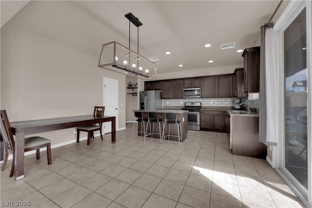 8997 Vista Pines Street Las Vegas NV 89178