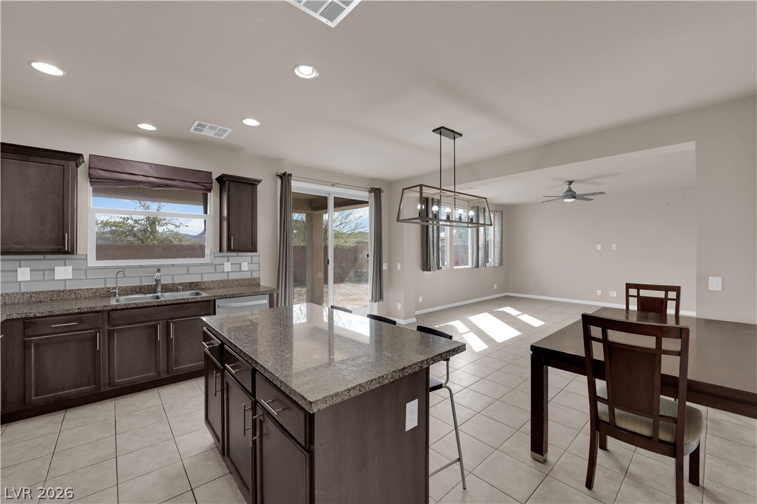 8997 Vista Pines Street Las Vegas NV 89178