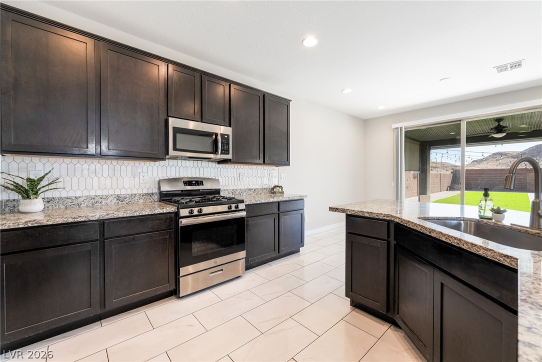 6547 Bella Rock Avenue Las Vegas NV 89141