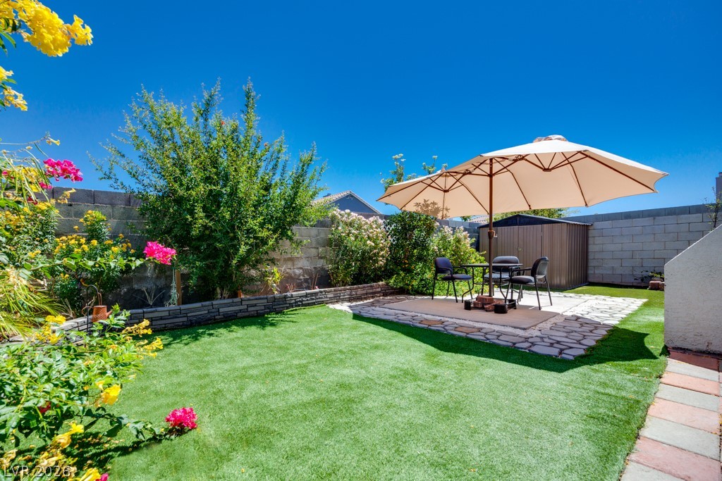 7304 Empress Drive Las Vegas NV 89147
