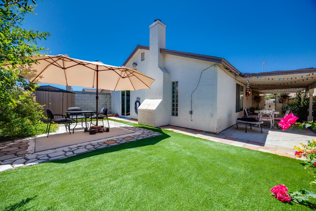 7304 Empress Drive Las Vegas NV 89147