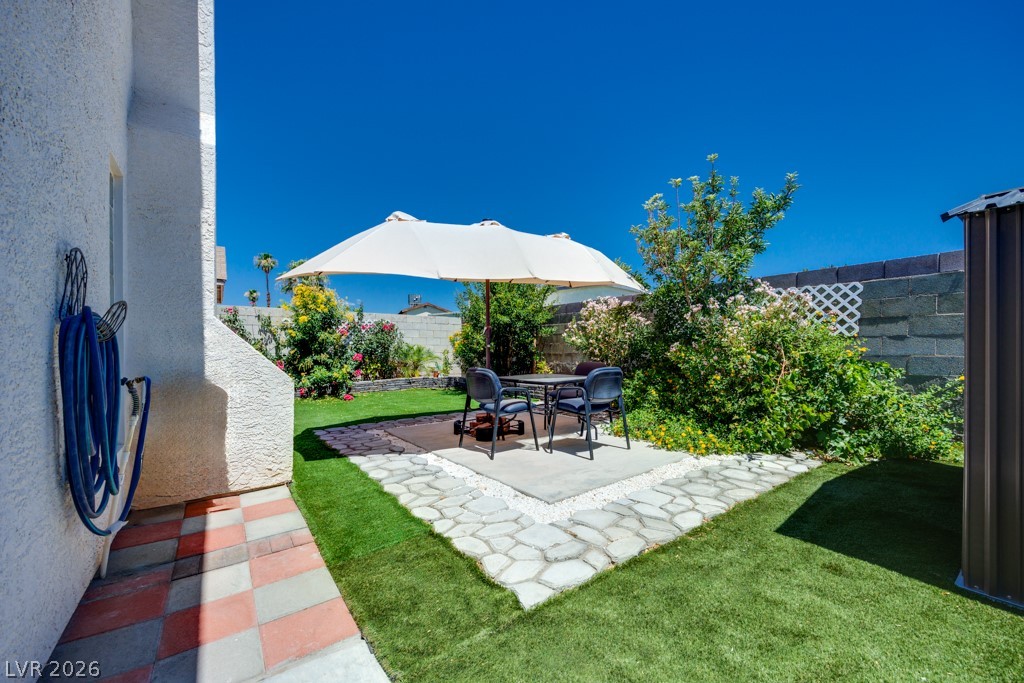 7304 Empress Drive Las Vegas NV 89147