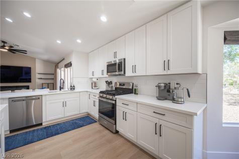 2548 Tumble Brook Drive Las Vegas NV 89134