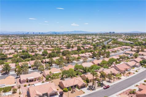 2548 Tumble Brook Drive Las Vegas NV 89134