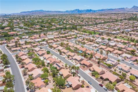 2548 Tumble Brook Drive Las Vegas NV 89134