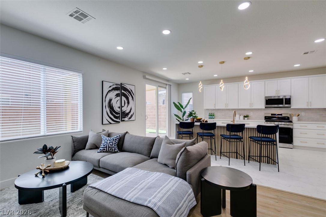 9751 Wailings Avenue Las Vegas NV 89148