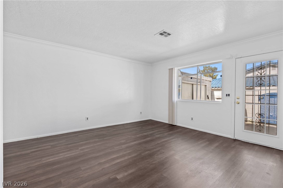 2132 Chertsey Drive B Las Vegas NV 89108