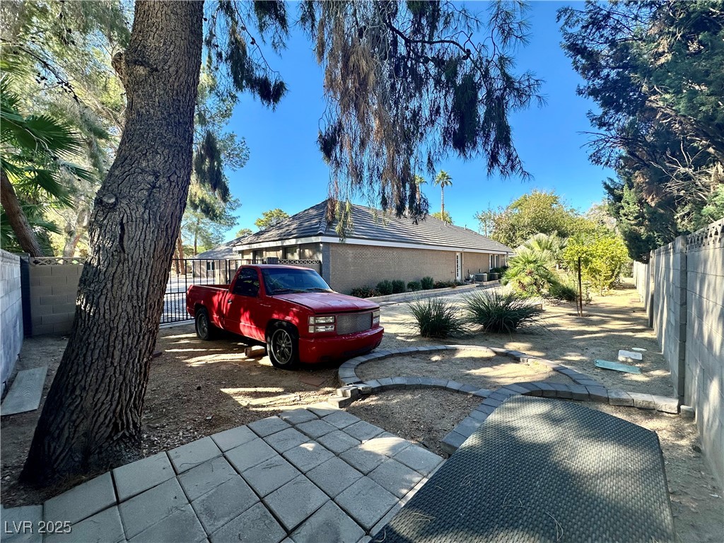 7258 Loma Alta Circle Las Vegas NV 89120