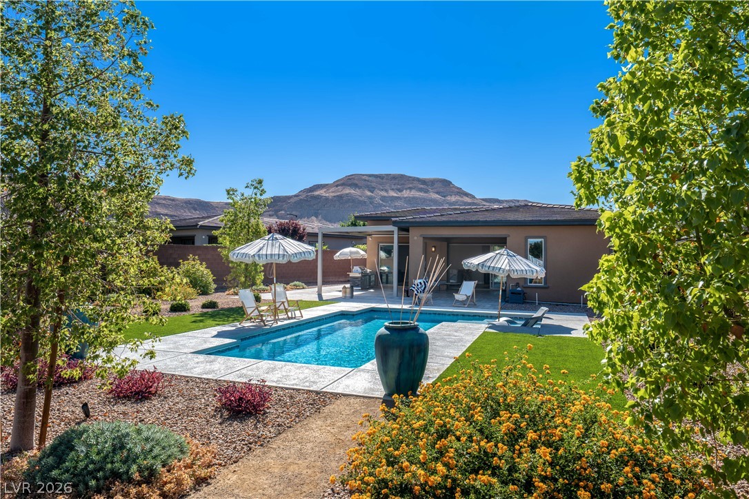 6720 Iron Square Street Las Vegas NV 89148