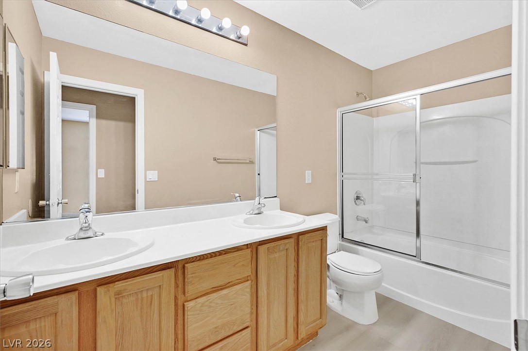 208 Tainted Berry Avenue North Las Vegas NV 89031