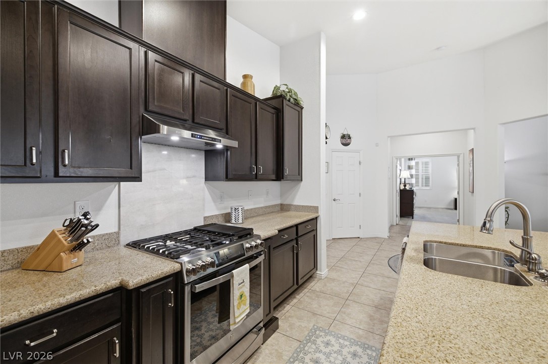 9821 Buttermilk Falls Street Las Vegas NV 89178
