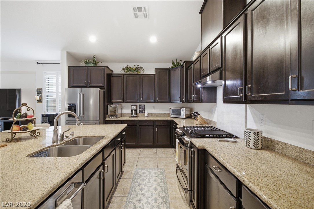 9821 Buttermilk Falls Street Las Vegas NV 89178