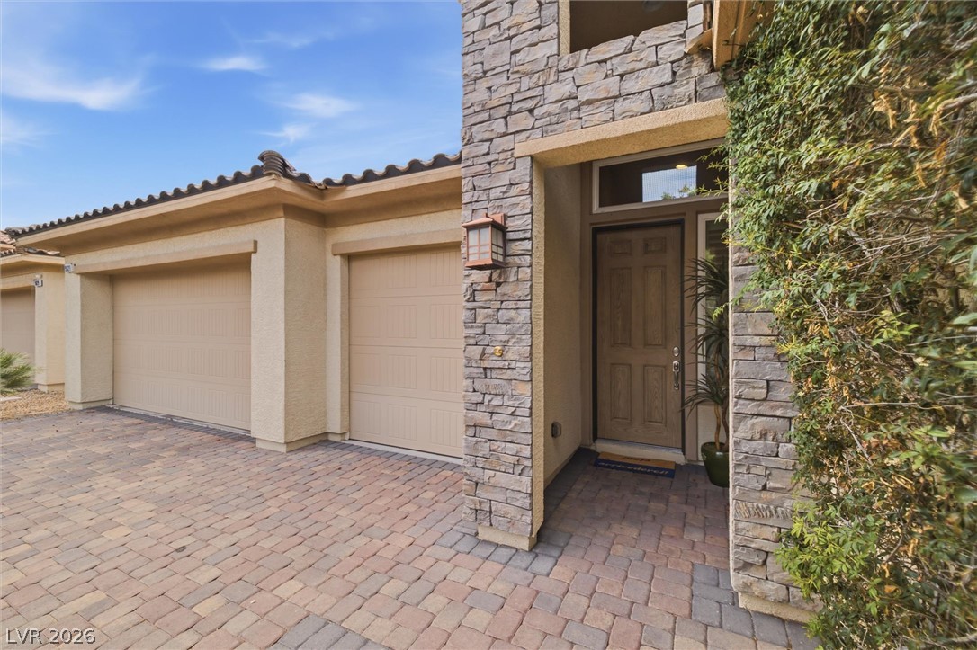 9821 Buttermilk Falls Street Las Vegas NV 89178