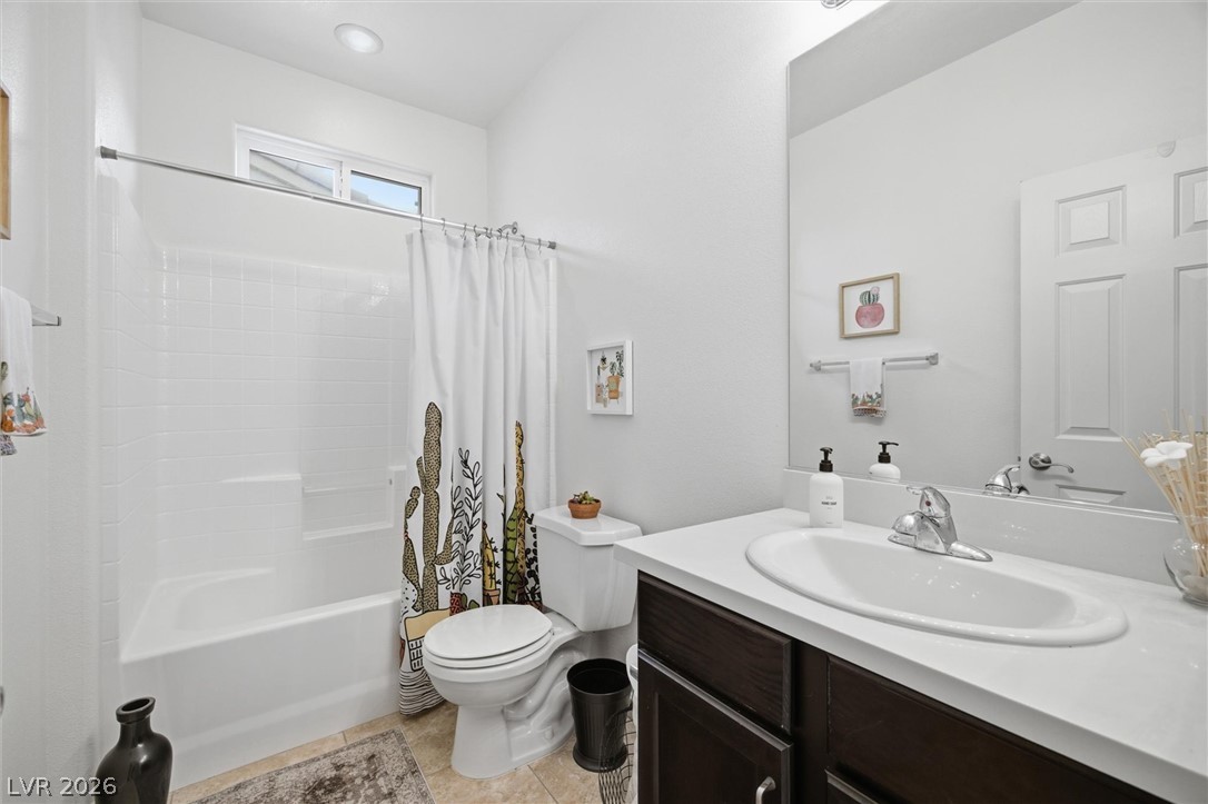 9821 Buttermilk Falls Street Las Vegas NV 89178