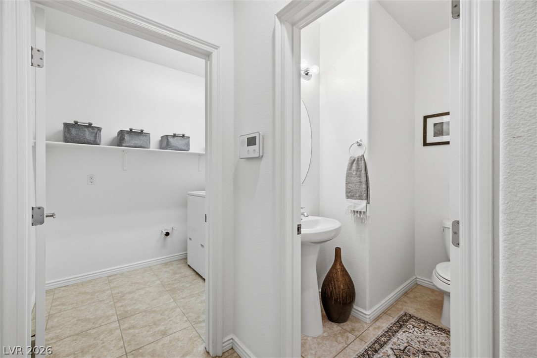 9821 Buttermilk Falls Street Las Vegas NV 89178