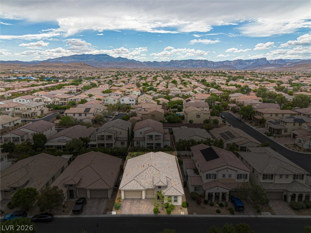 9821 Buttermilk Falls Street Las Vegas NV 89178
