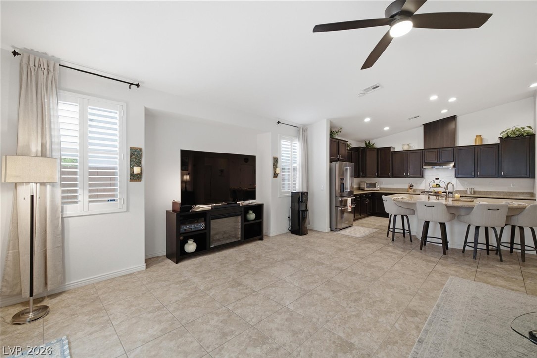9821 Buttermilk Falls Street Las Vegas NV 89178