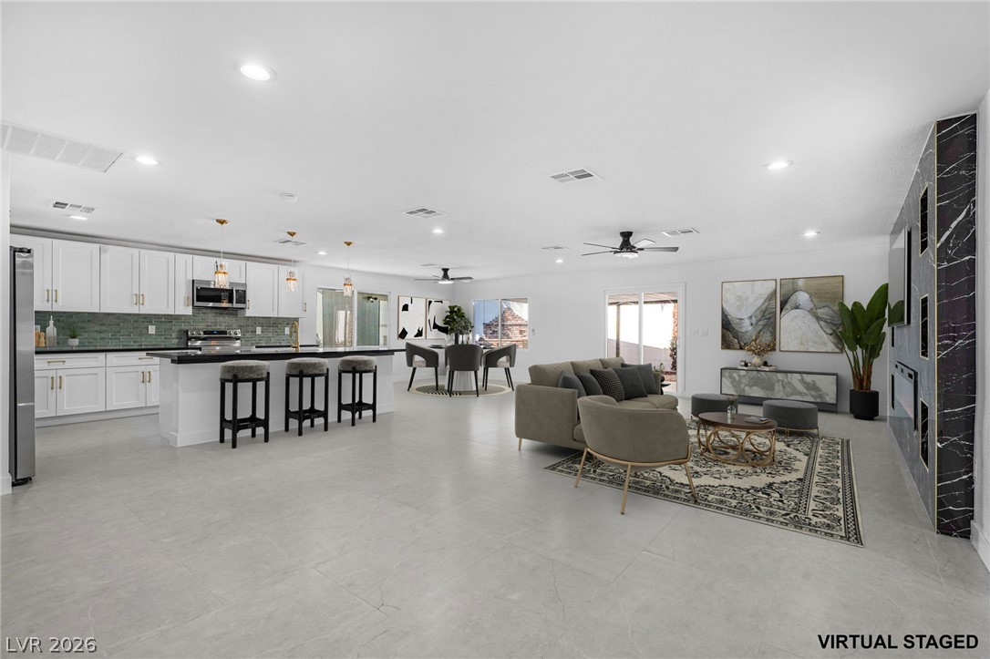 1504 Banner Circle Las Vegas NV 89102