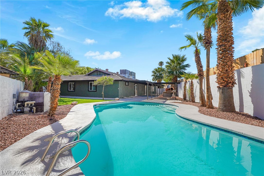 1504 Banner Circle Las Vegas NV 89102