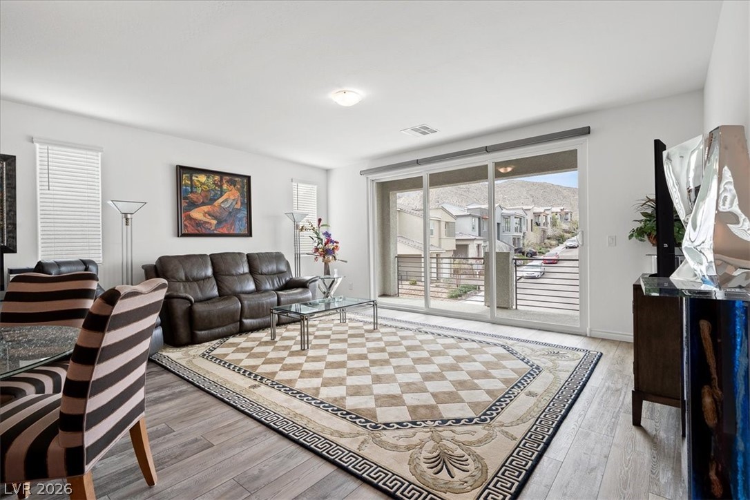 4368 Wonderful Life Street Las Vegas NV 89129