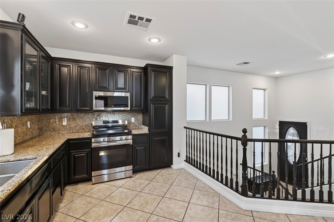 9504 Log Jam Street Las Vegas NV 89178