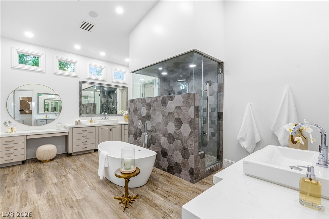 47 Soaring Bird Court Las Vegas NV 89135
