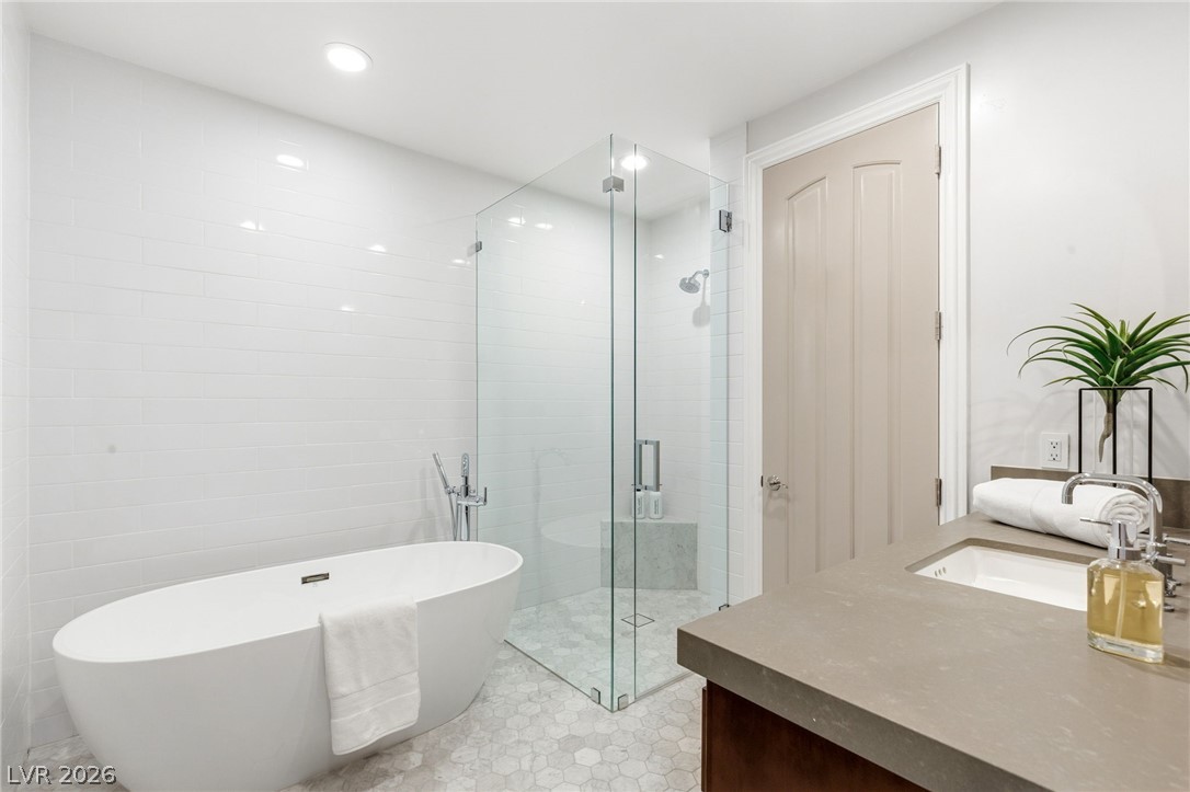 47 Soaring Bird Court Las Vegas NV 89135