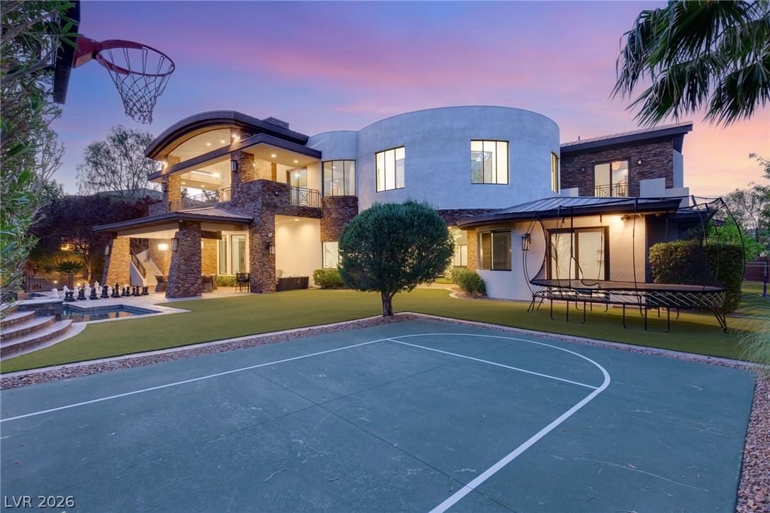 47 Soaring Bird Court Las Vegas NV 89135