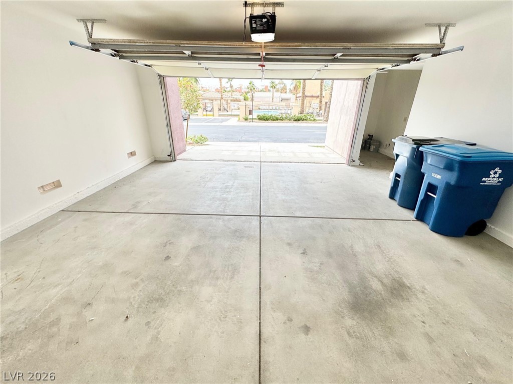 9172 Long Island Street Las Vegas NV 89123