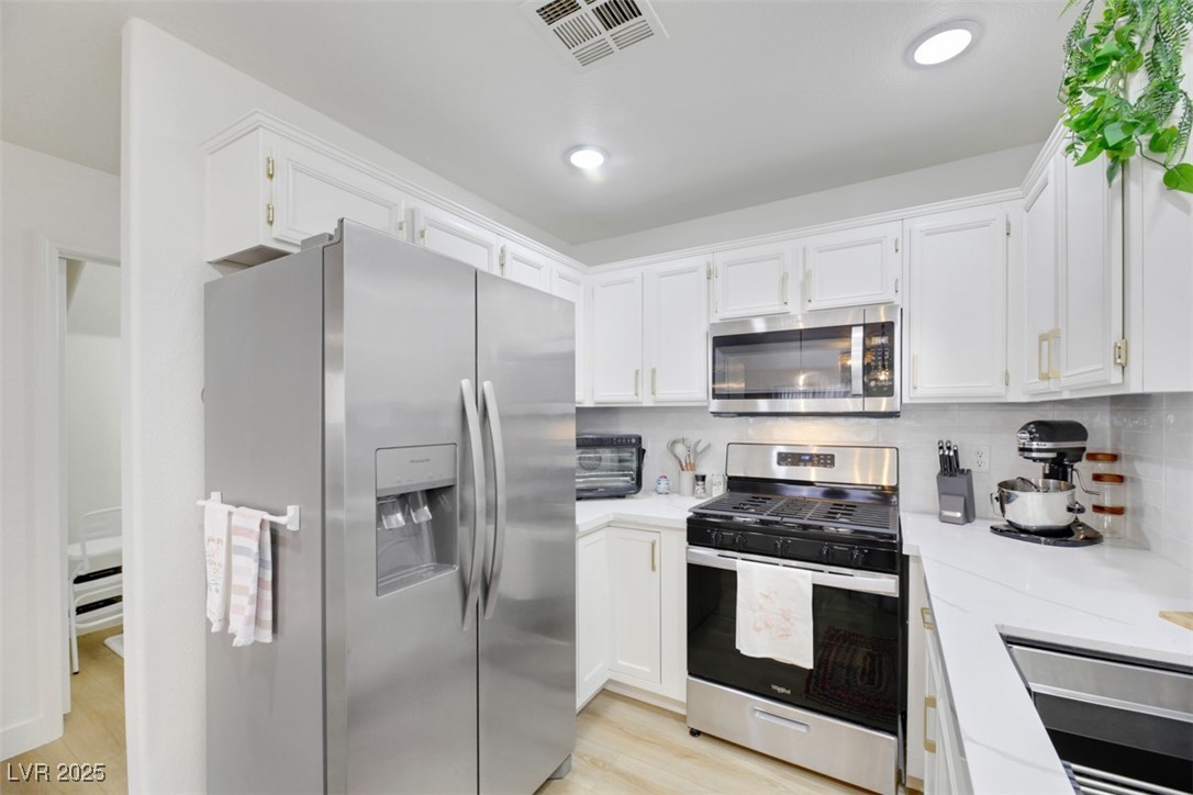 2097 Audrey Hepburn Street Las Vegas NV 89142