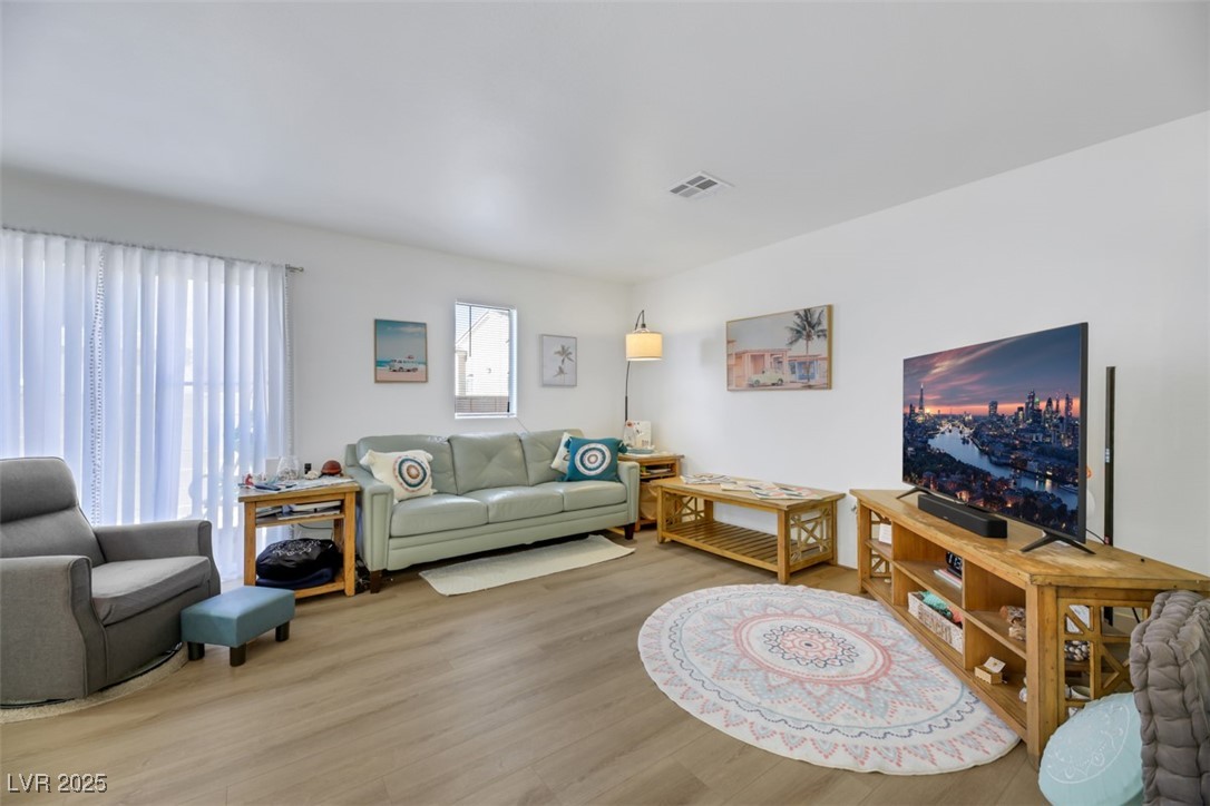 2097 Audrey Hepburn Street Las Vegas NV 89142