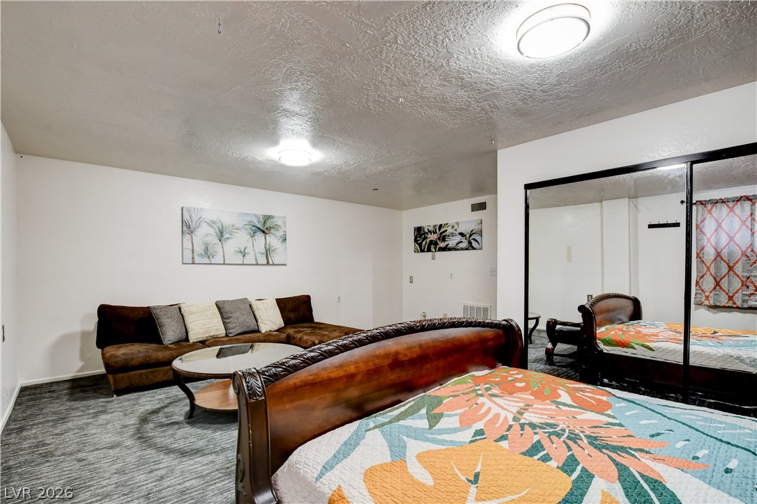 672 Los Feliz Street Las Vegas NV 89110