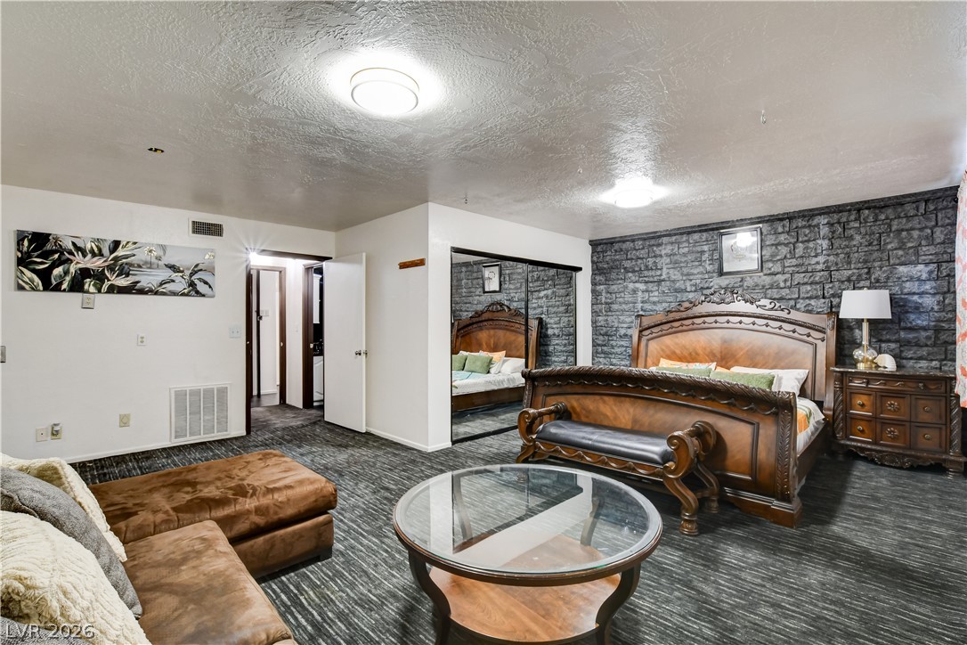 672 Los Feliz Street Las Vegas NV 89110